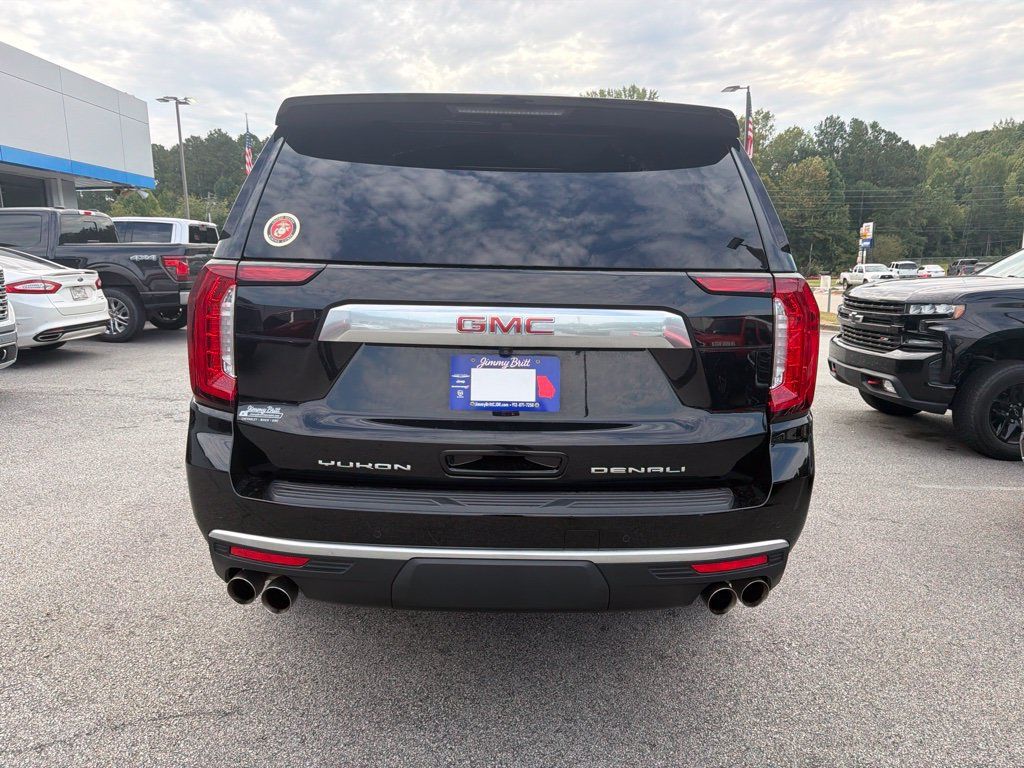 Used 2023 GMC Yukon XL Denali w/ Max Trailering Package AWD/4WD image 8