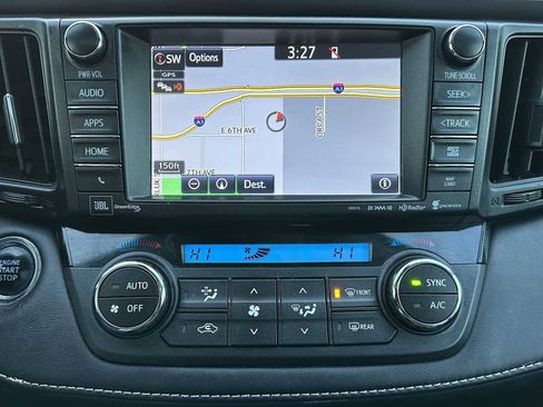 Used 2017 Toyota RAV4 Limited image 29