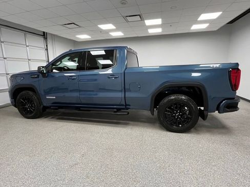 Used 2024 GMC Sierra 1500 Elevation w/ LPO, Elevation Black Package AWD/4WD image 6