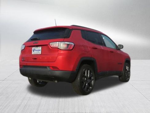 New 2026 Jeep Compass Latitude image 3