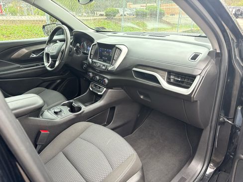 Used 2023 GMC Terrain SLE w/ Driver Convenience Package image 34