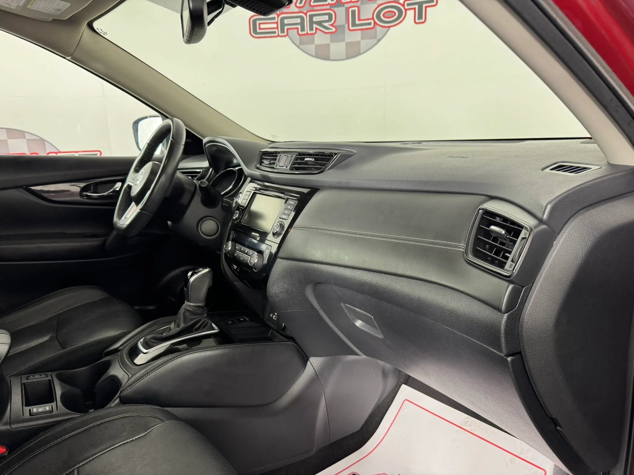 Used 2020 Nissan Rogue SL w/ Premium Package AWD/4WD image 12