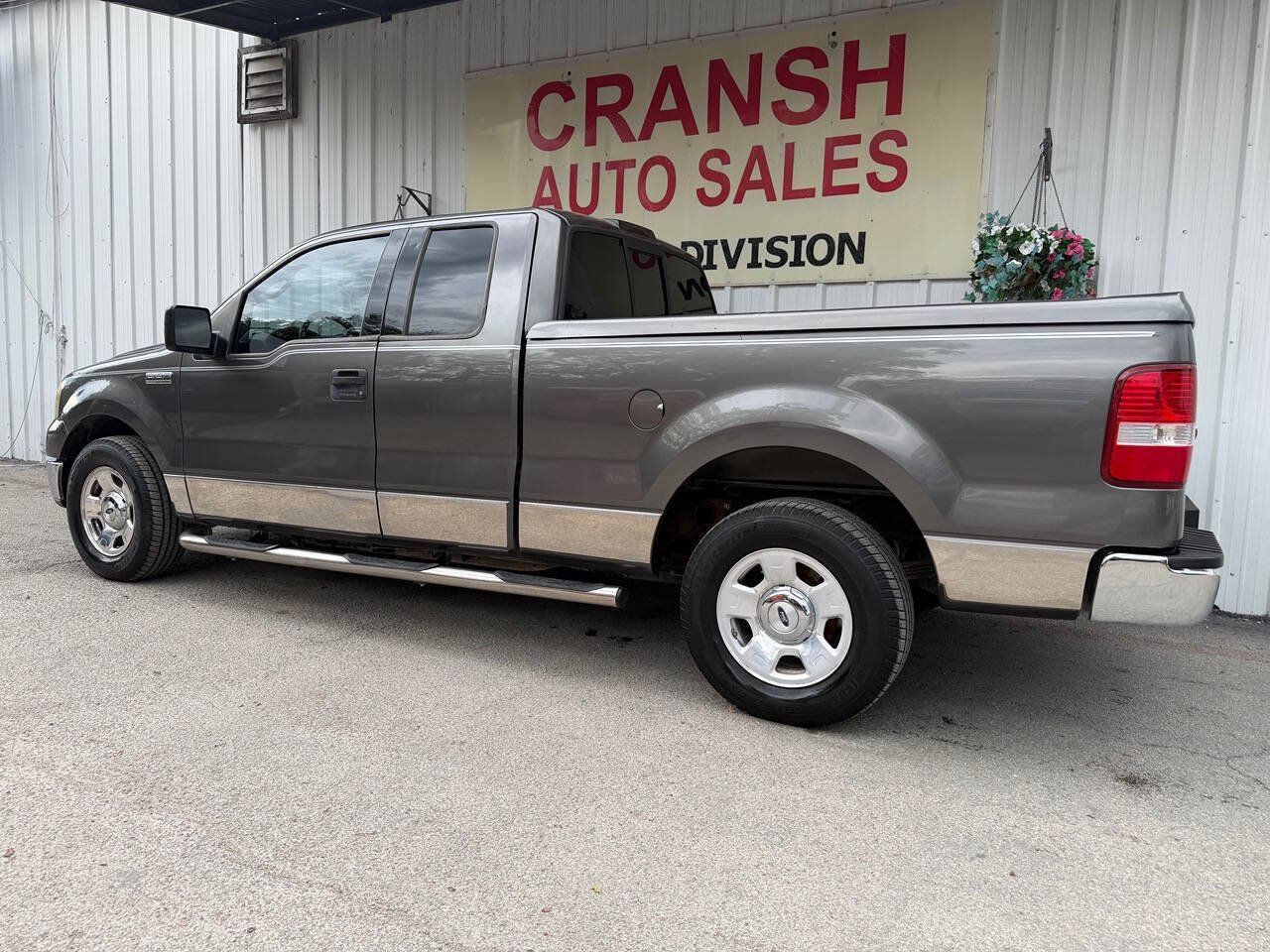 Used 2004 Ford F150 XLT RWD image 9