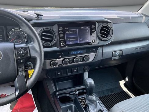 Used 2022 Toyota Tacoma SR AWD/4WD image 10