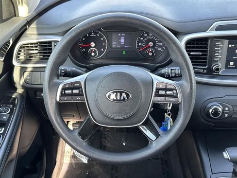 Used 2020 Kia Sorento AWD V6 image 21