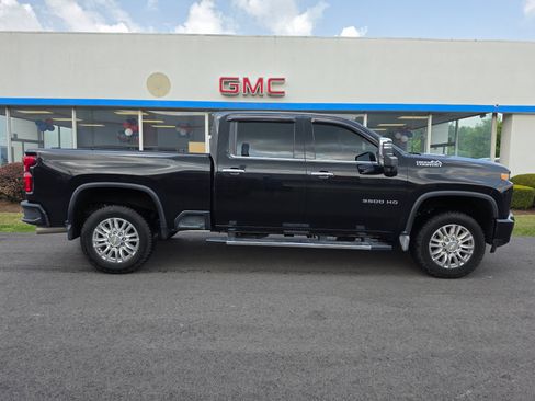 Used 2023 Chevrolet Silverado 3500 High Country w/ Z71 Off-Road Package AWD/4WD image 2