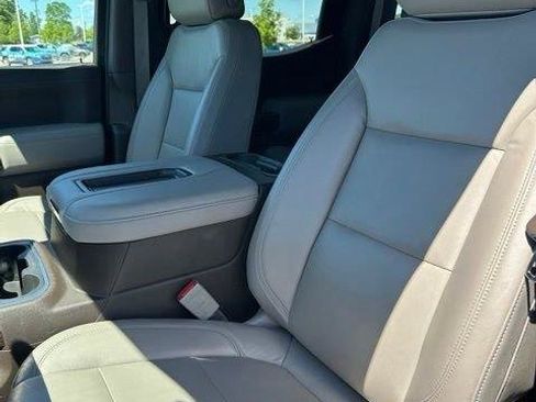 Used 2020 Chevrolet Silverado 1500 LT Trail Boss AWD/4WD image 40