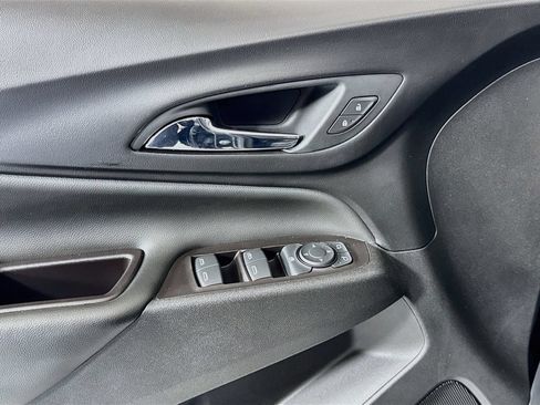 Used 2022 Chevrolet Equinox LT FWD image 15