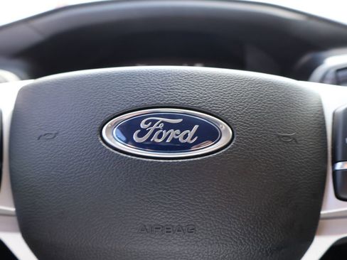 Certified 2022 Ford Explorer XLT AWD/4WD image 28
