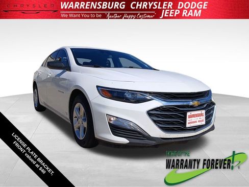 Used 2023 Chevrolet Malibu LS image 1