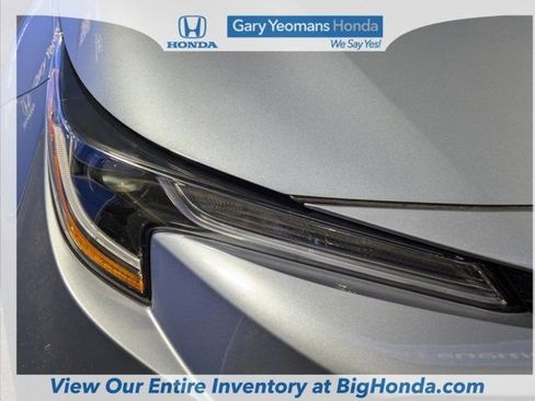 Used 2024 Toyota Corolla LE image 12