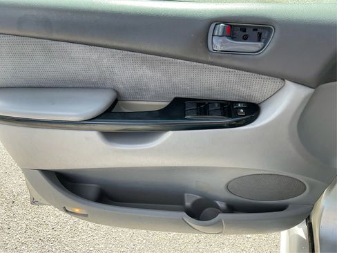 Used 2005 Toyota Sienna CE FWD image 18