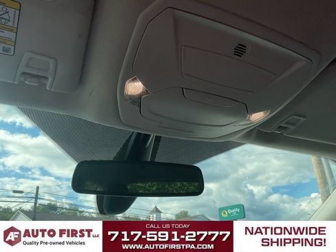 Used 2018 Ford Escape Titanium AWD/4WD image 23