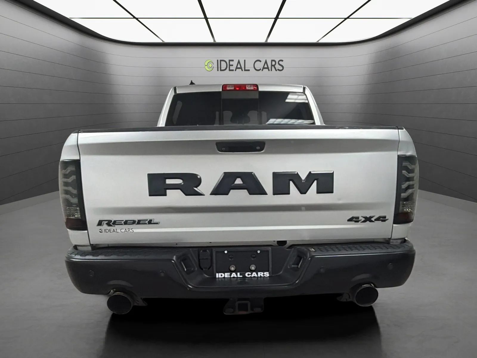 Used 2018 RAM 1500 Rebel w/ Ram 1500 Black Rebel Group AWD/4WD image 6
