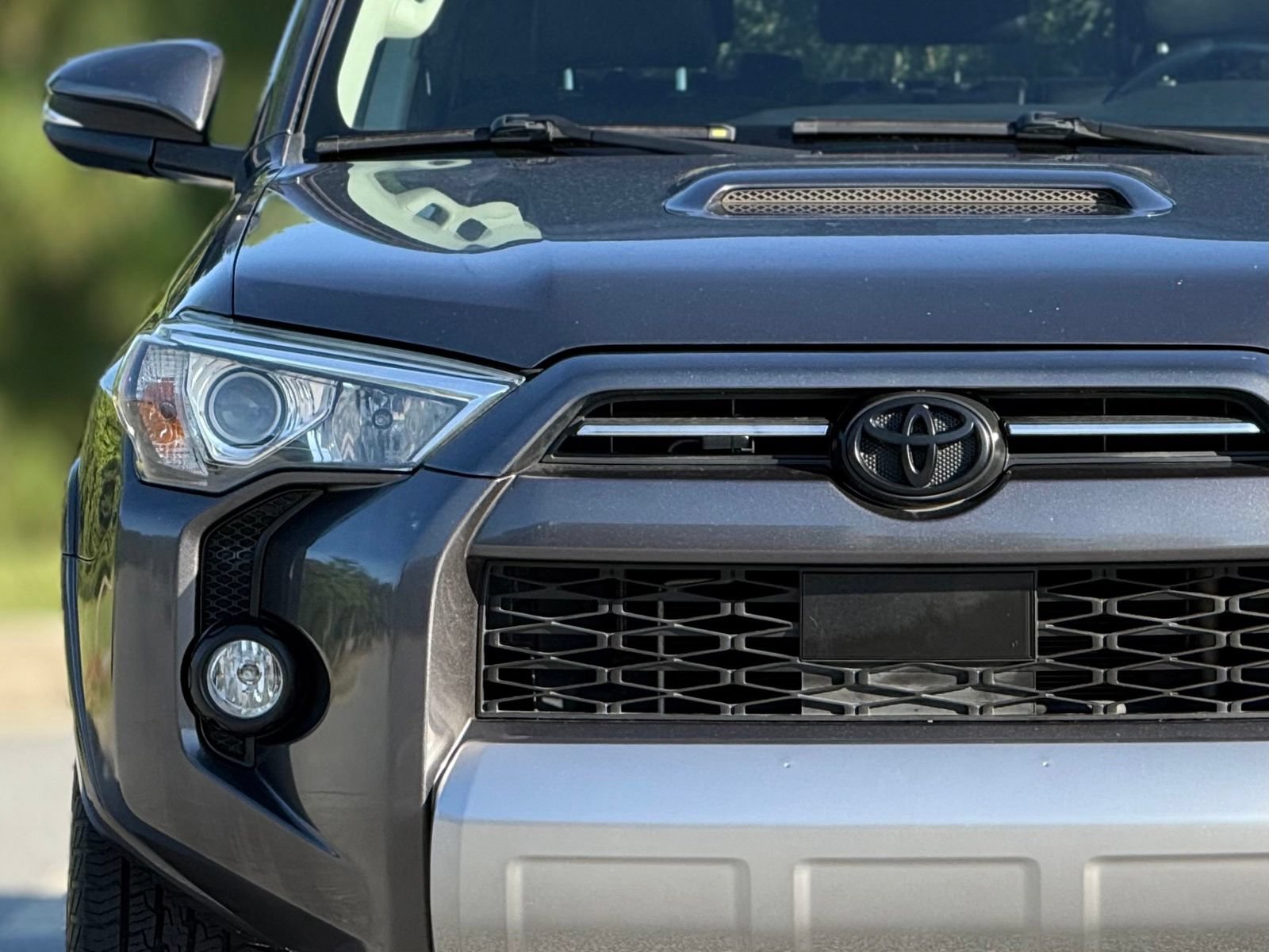 Used 2020 Toyota 4Runner TRD Off-Road Premium AWD/4WD image 14