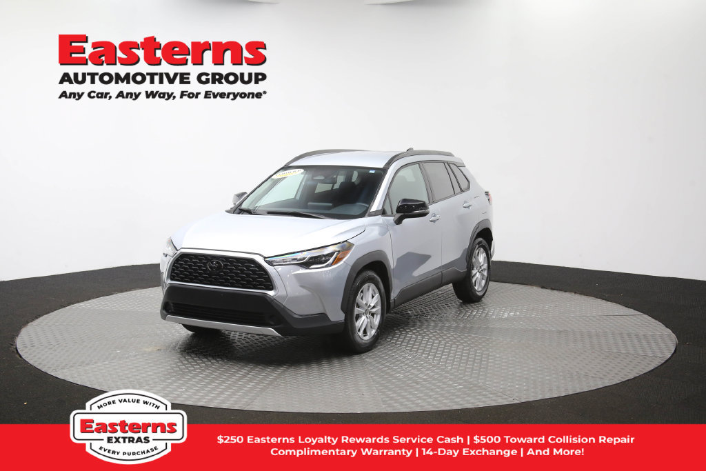 Used 2025 Toyota Corolla Cross LE FWD image 55