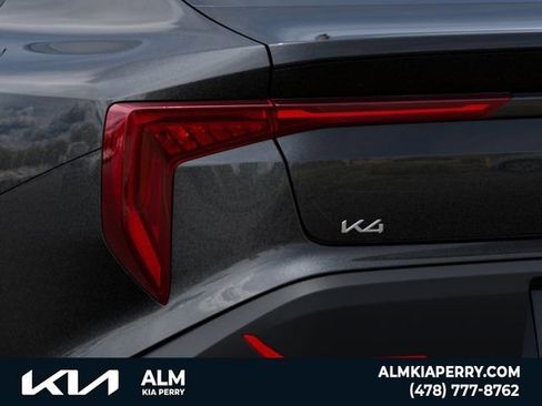 New 2026 Kia K4 LXS FWD image 11