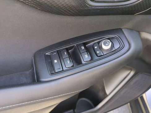 Used 2025 Subaru Outback Premium AWD/4WD image 13