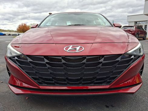 Used 2023 Hyundai Elantra Blue w/ Preferred Accessory Package image 3