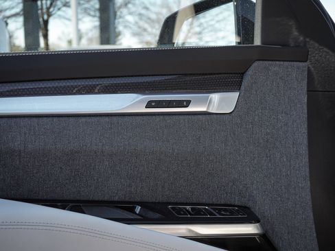 Used 2026 Cadillac Escalade V image 15