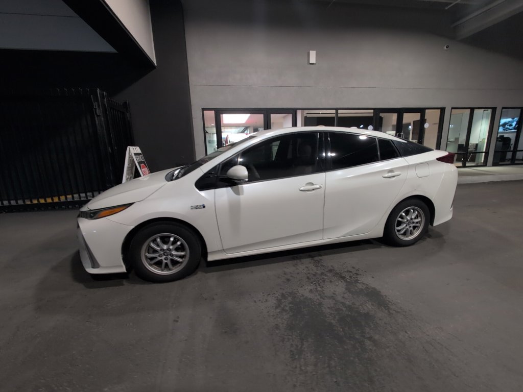 Used 2017 Toyota Prius Prime Premium w/ Carpet Mat Package FWD image 5