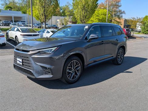 Used 2025 Lexus TX 350 AWD w/ Technology Package image 6