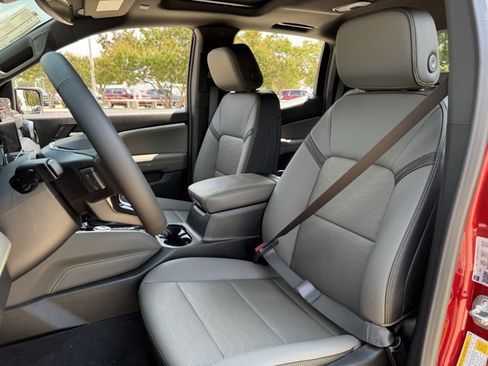 New 2026 Chevrolet Colorado ZR2 w/ Technology Package image 21