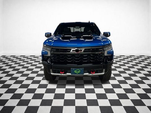 Certified 2022 Chevrolet Silverado 1500 ZR2 w/ Technology Package AWD/4WD image 4