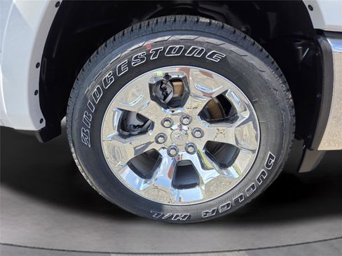 New 2026 RAM 1500 Big Horn AWD/4WD image 36