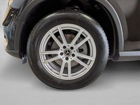 Used 2023 Mercedes-Benz GLC 300 4MATIC image 25