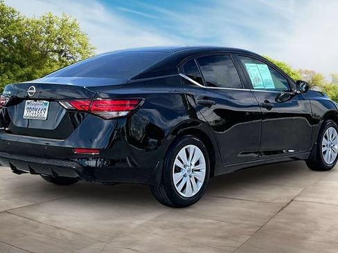 Certified 2025 Nissan Sentra S FWD image 6