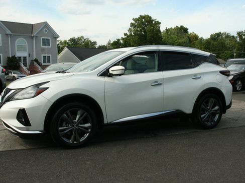 Used 2019 Nissan Murano Platinum AWD/4WD image 1