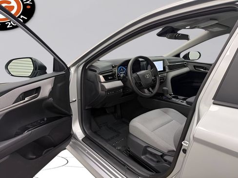 Used 2026 Toyota Camry LE FWD image 10