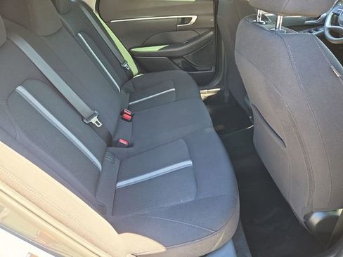 Used 2023 Hyundai Sonata SE FWD image 17