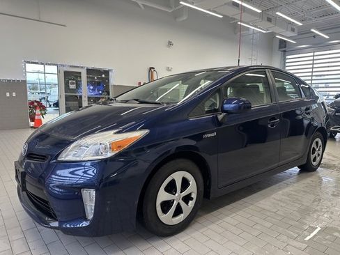 Used 2012 Toyota Prius Two image 6