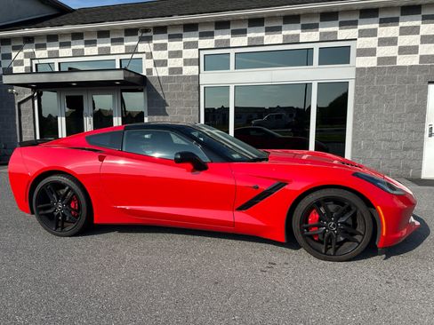 Used 2015 Chevrolet Corvette Stingray Coupe w/ 3LT Preferred Equipment Group RWD image 4