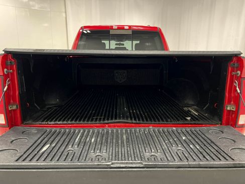 Used 2011 RAM 2500 SLT RWD image 25