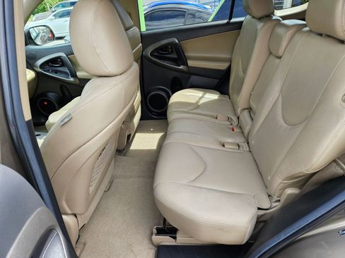 Used 2011 Toyota RAV4 Limited w/ Limited Extra Value Pkg AWD/4WD image 11