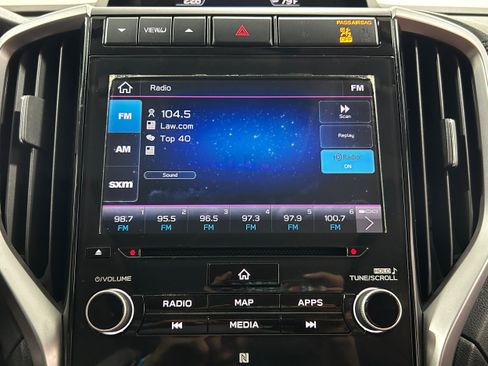 Used 2019 Subaru Ascent Touring AWD/4WD image 5