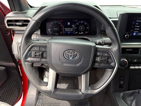 Used 2024 Toyota Tacoma TRD Off-Road AWD/4WD image 15