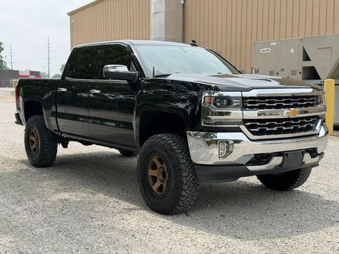 Used 2017 Chevrolet Silverado 1500 LTZ w/ Sport Package AWD/4WD image 3