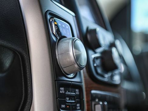 Used 2018 RAM 1500 Laramie w/ Convenience Group AWD/4WD image 25