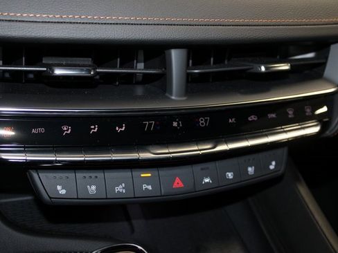 Used 2025 Cadillac CT5 V image 22