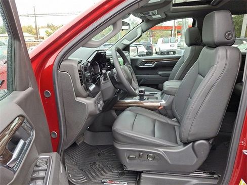 Certified 2025 Chevrolet Silverado 1500 LT Trail Boss w/ Convenience Package II image 13