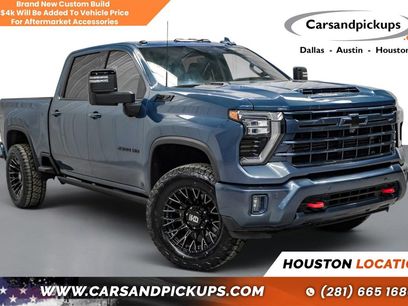 Used 2025 Chevrolet Silverado 2500 LTZ w/ LTZ Plus Package