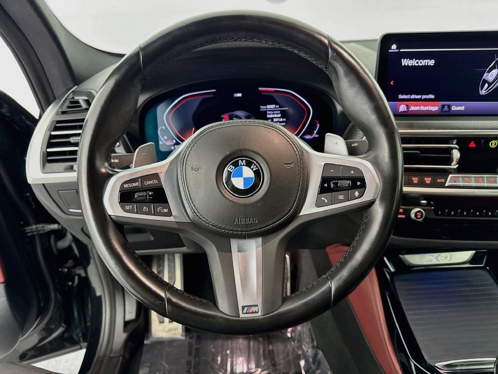 Used 2023 BMW X4 xDrive30i w/ M Sport Package AWD/4WD image 11