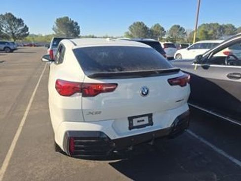 Used 2025 BMW X2 xDrive28i image 11