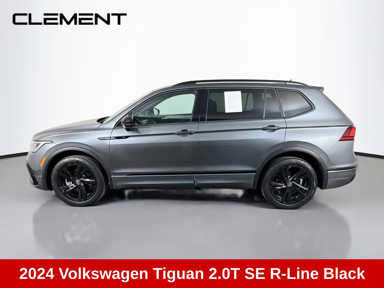 Used 2024 Volkswagen Tiguan SE R-Line FWD image 4