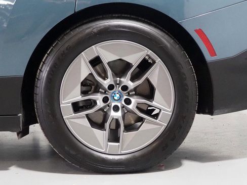 Used 2023 BMW iX xDrive50 w/ Ultimate Package 2 image 62