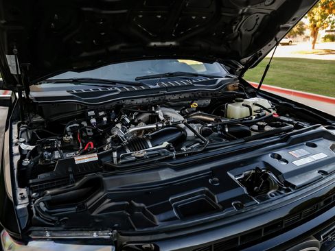 Used 2022 Ford F250 Lariat w/ Black Appearance Package image 94